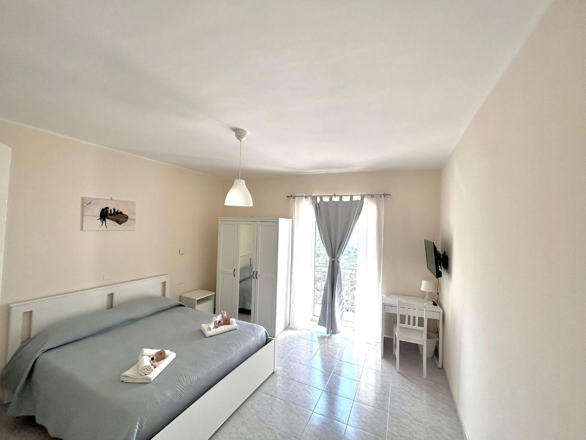 Apartamento Il Nido Delle Rondini Formia Exterior foto